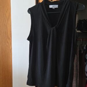 Kasper Elegant Black Sleeveless Blouse